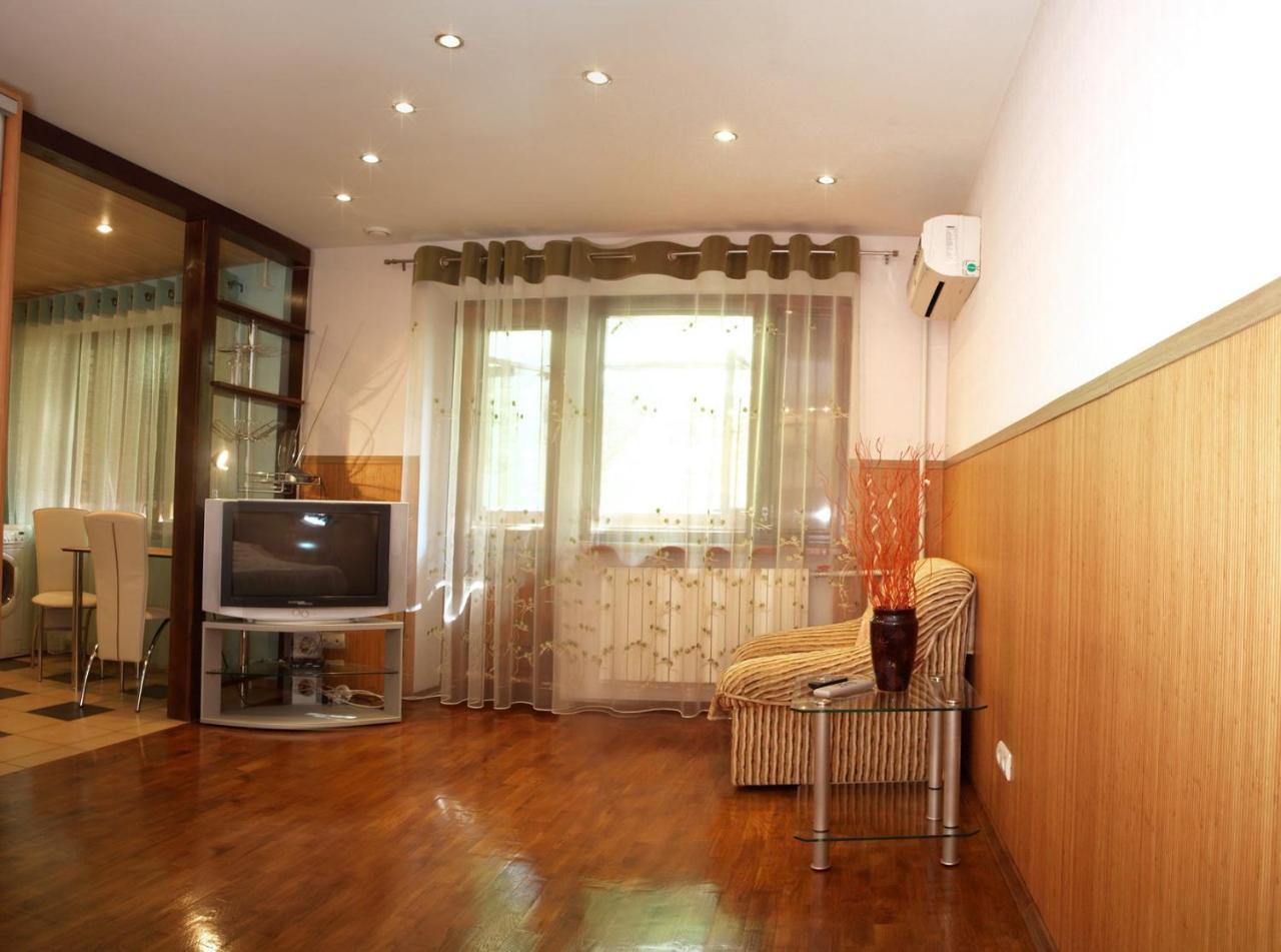 Apartment In The City Center Dnipro Exterior foto